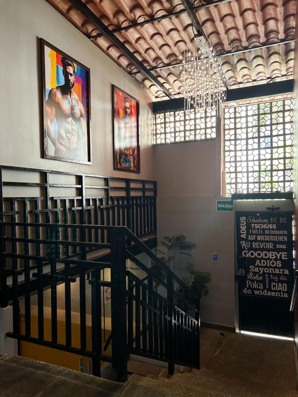 Spartacus Hostel Boutique For Men Пуерто-Вальярта Екстер'єр фото