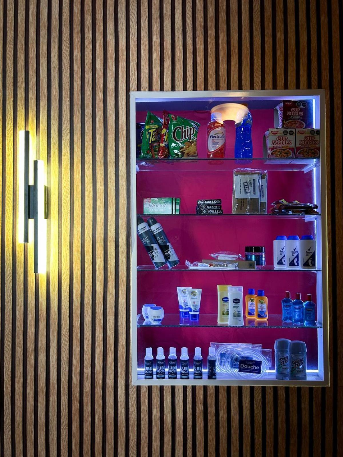 Spartacus Hostel Boutique For Men Пуерто-Вальярта Екстер'єр фото
