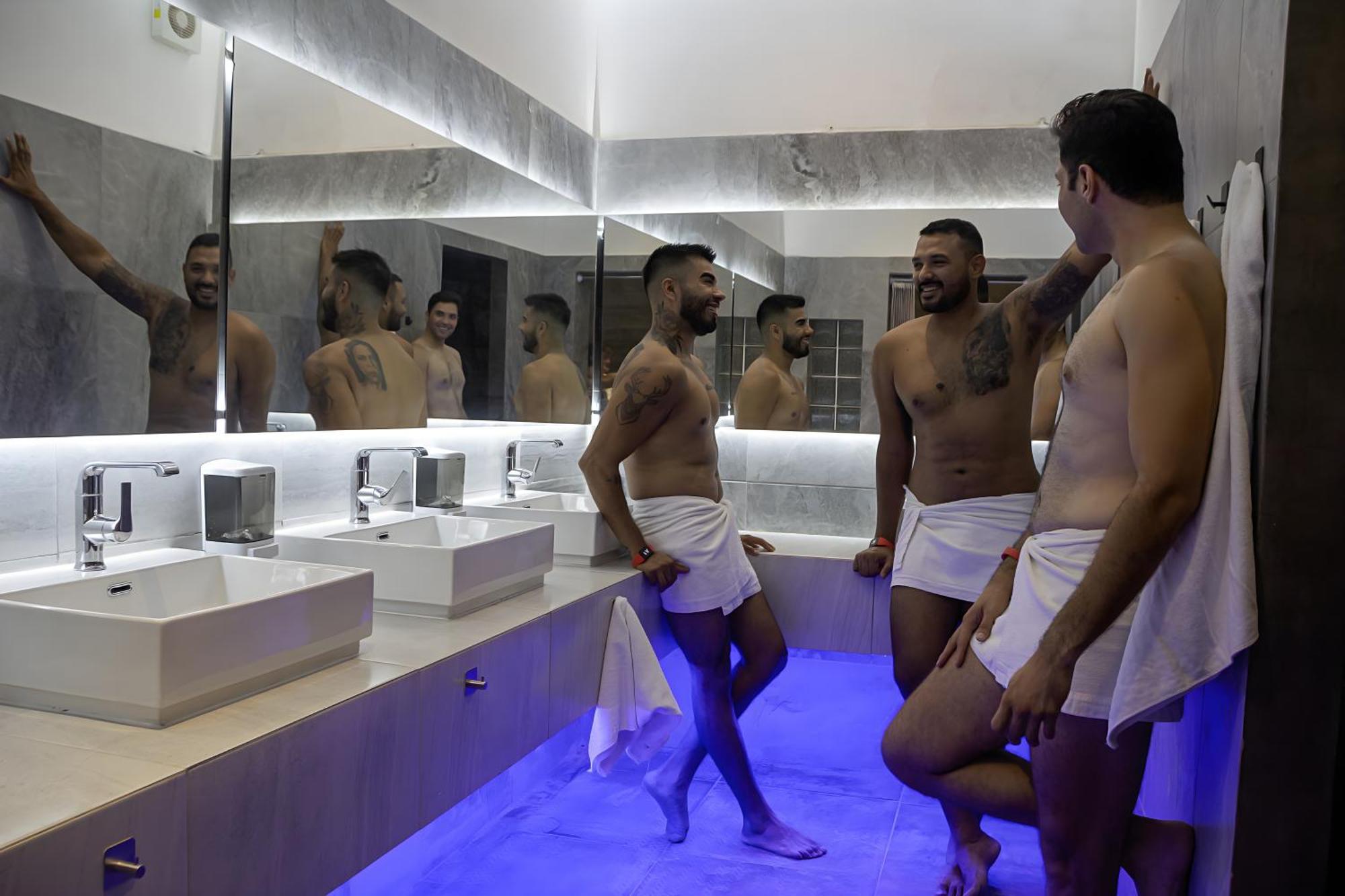 Spartacus Hostel Boutique For Men Пуерто-Вальярта Екстер'єр фото